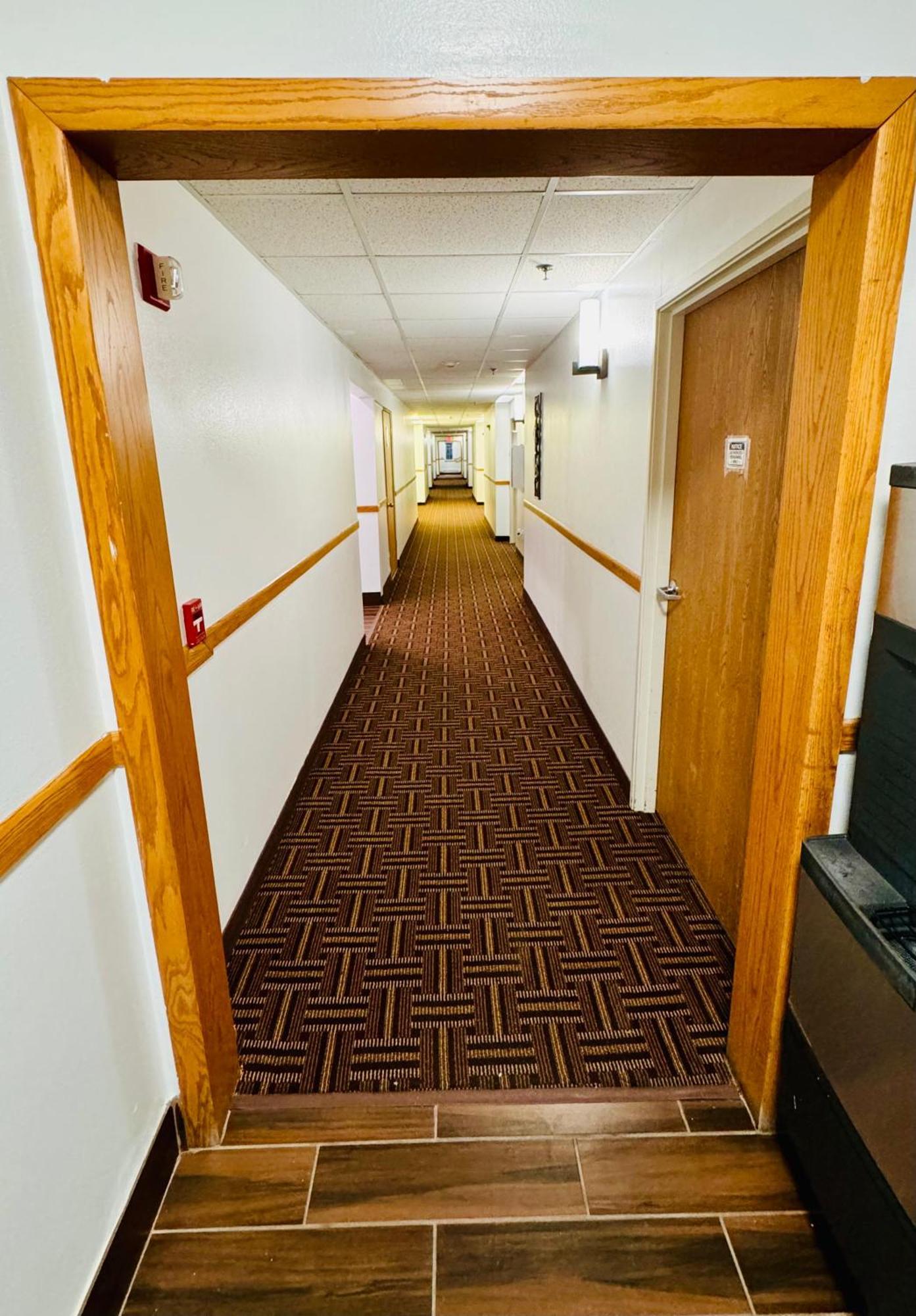 Forest City Inn Zewnętrze zdjęcie